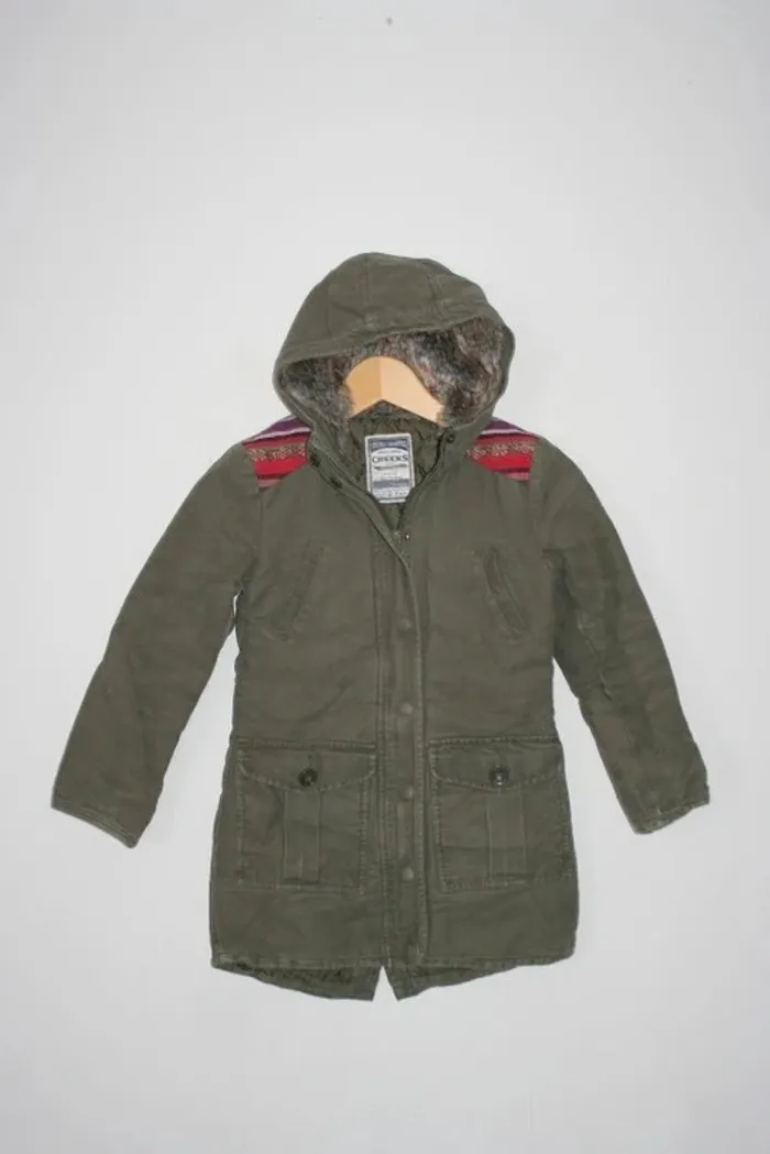 Manteau capuche fourrée marque Creeks, taille 8 ans