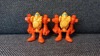 Figurines kinder surprise robot