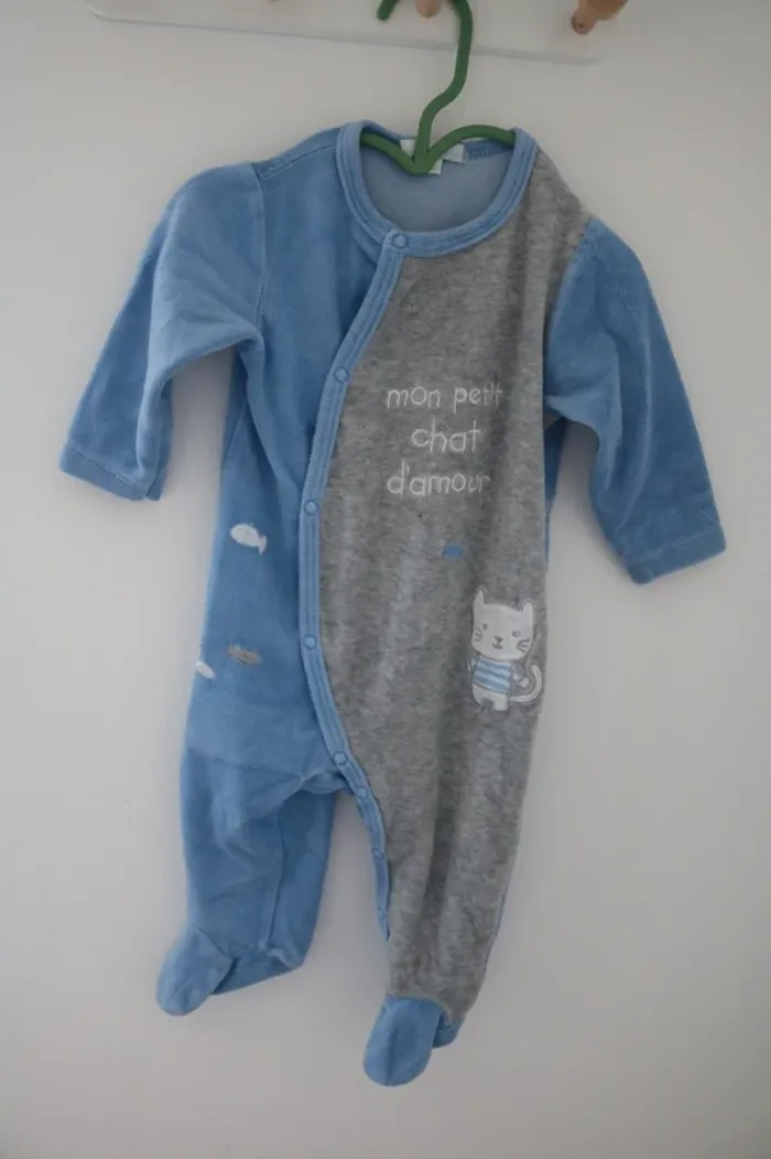 Lot pyjamas garçon 6 mois - photo numéro 3