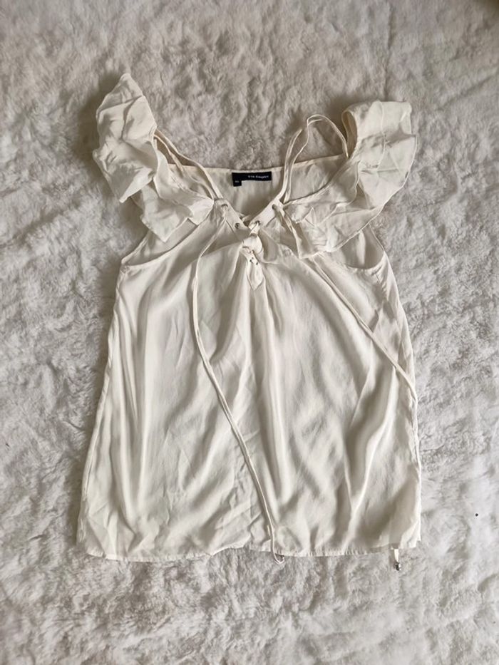 Haut fluide à volants crème The Kooples taille 34
