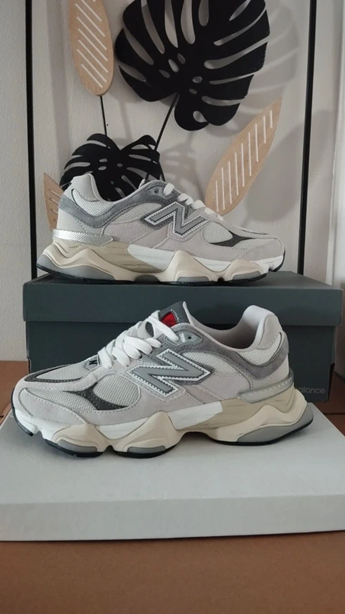 New Balance 9060 Gris 44