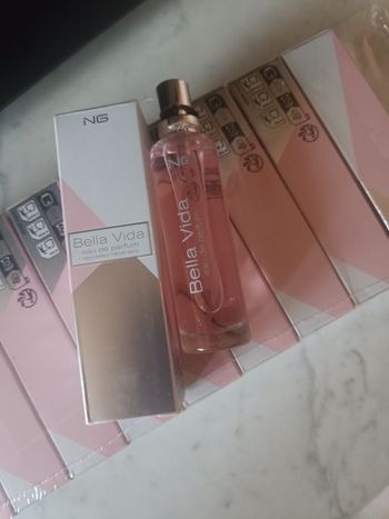 Parfums bella vida il m'en reste plus que 10 en stock profitez en c'est bientôt Noël