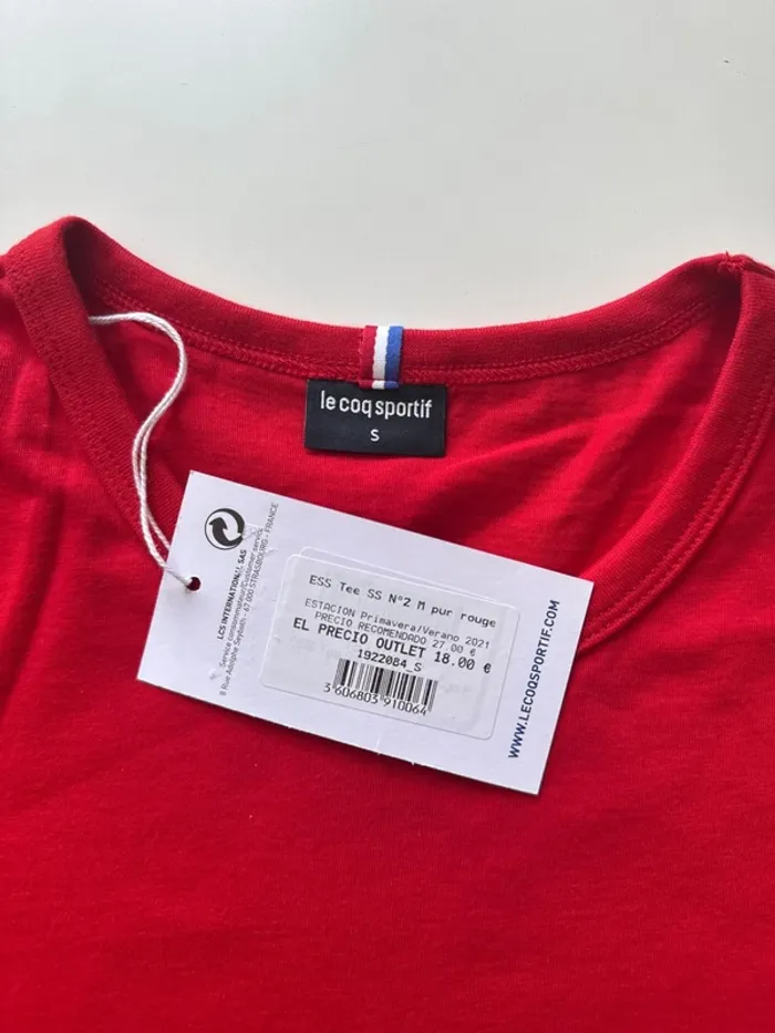 T-shirt Le Coq Sportif Rouge – Taille S – Neuf avec Étiquette - photo numéro 3