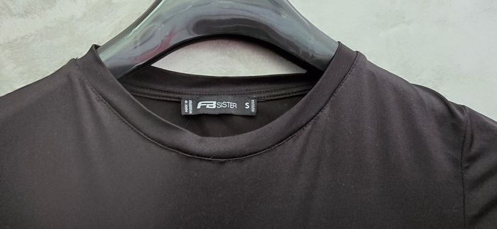 Top noir taille S tbe - photo numéro 2