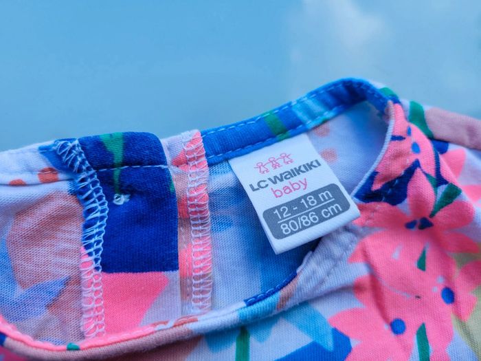 Splendide robe d'été colorée LC Waïkiki, 12/18 mois - photo numéro 4