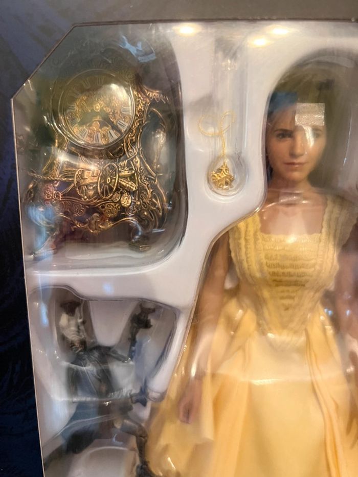 Poupée Disney la belle et la bête - photo numéro 6