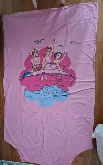 Housse de Couette fille 126x180 cm.
100% Coton.