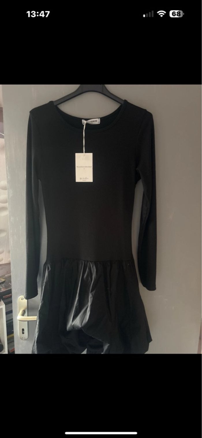 Robe noir - photo numéro 2