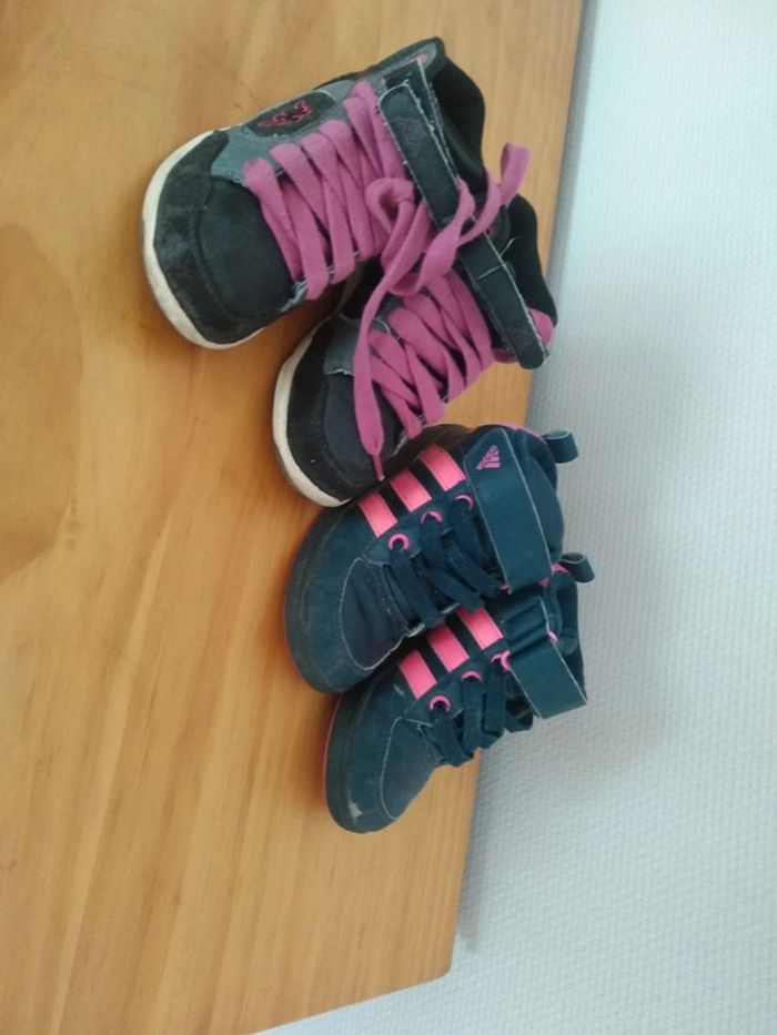 Deux paires de baskets kappa adidas