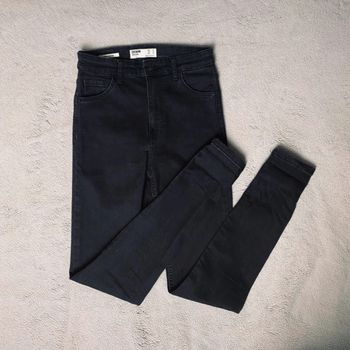 Jean skinny noir taille haute bershka neuf