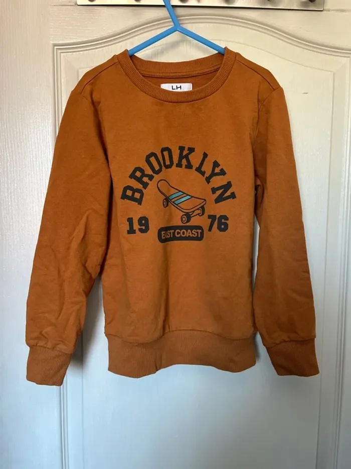 Pull léger La Halle taille 8 ans