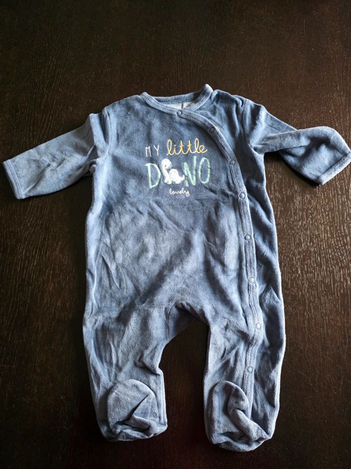 Lot de 4 pyjamas en velours en 9 mois - photo numéro 4