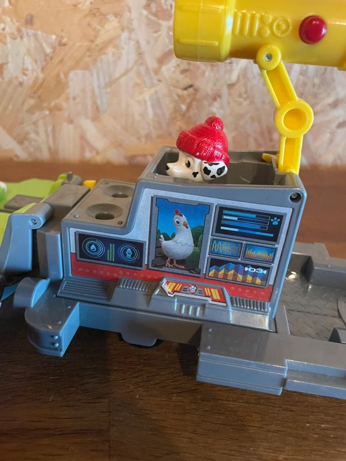 Idée cadeau 🎁 Figurine Marcus Rescue Ensemble de Jeu Transformable 2 en 1 en hélicoptère - photo numéro 3