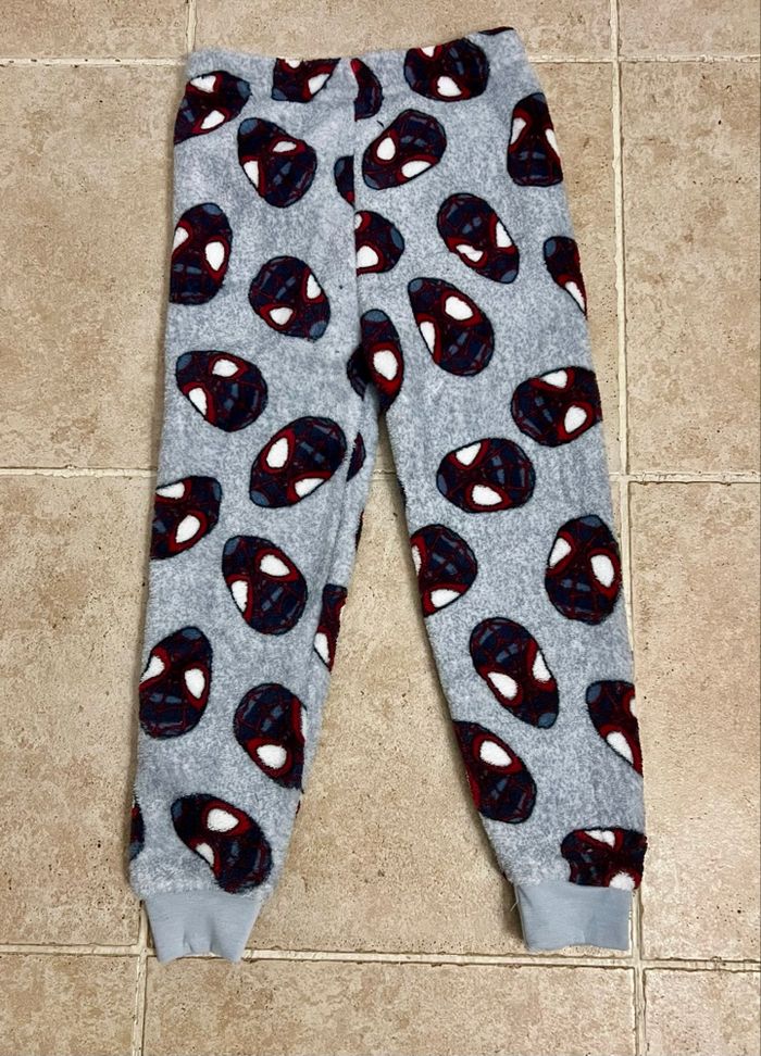 Pyjama Primark garçon t 4-5 ans - photo numéro 6