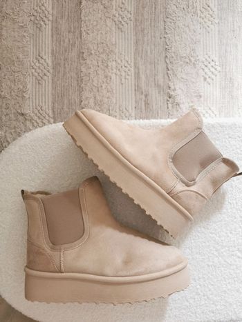 Boots fourrées talon compensé plateforme beige 40