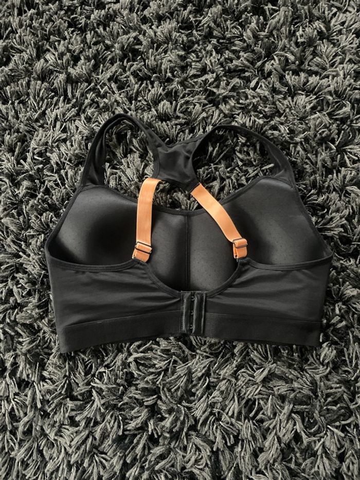 Brassière - photo numéro 2