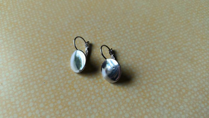Boucles d'oreille métal argenté disque rond dormeuses - photo numéro 2