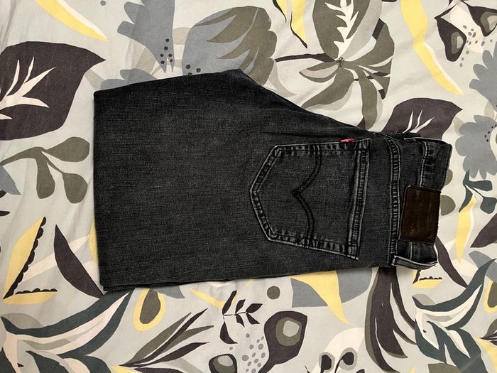 Vends jeans homme - photo numéro 3