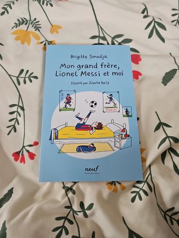 Livre 📖  mon grand frère, Lionel Messi et moi neuf