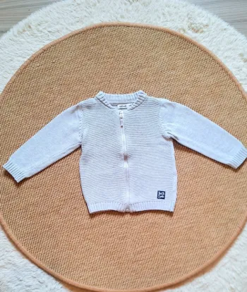 Gilet zippé garçon en 18M neuf