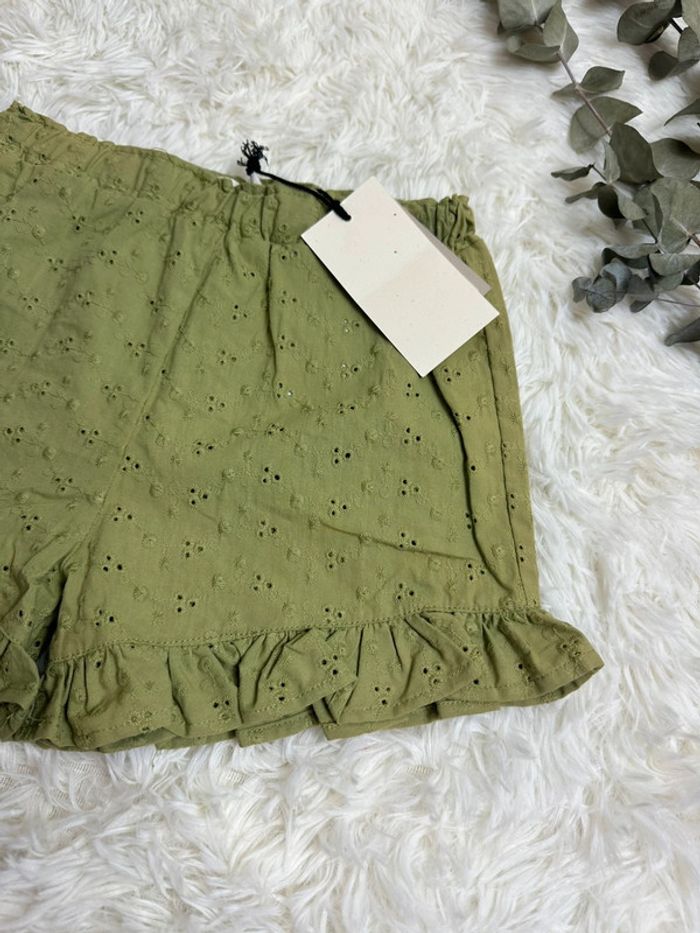 Short vert broderie anglaise Lil Atelier taille 7 ans - photo numéro 3
