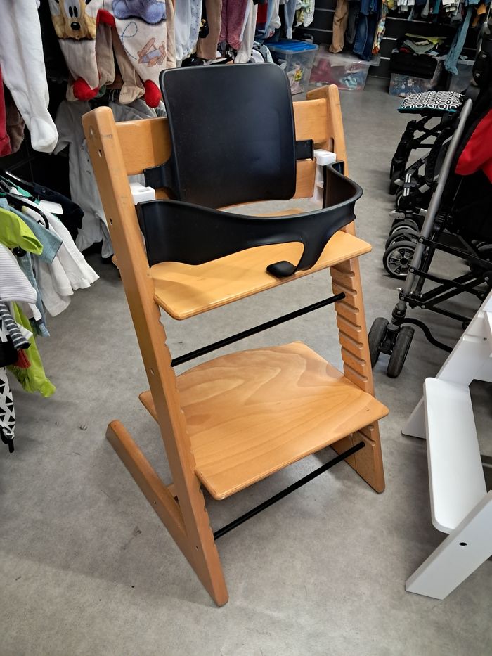 Chaise haute évolutive stokke tripp trapp avec baby set