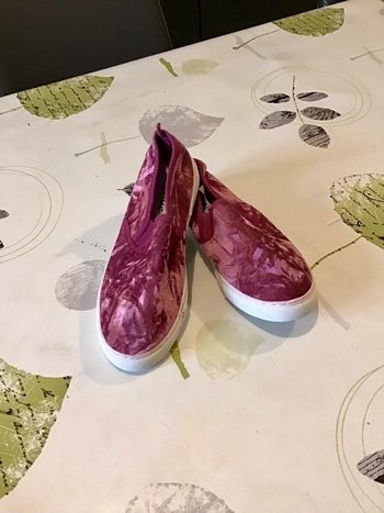 Chaussure détente rose framboise effet velours taille 39