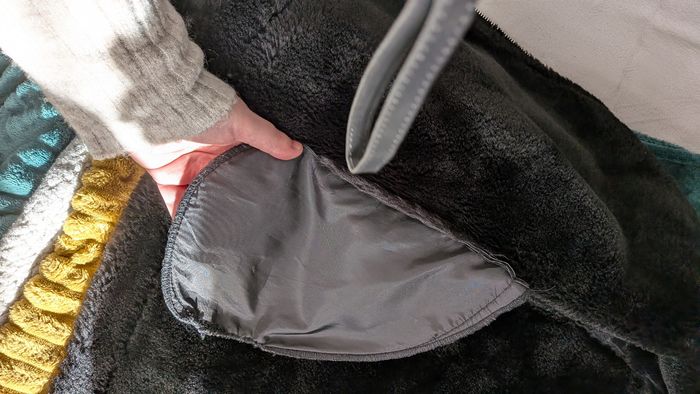 Veste en simili cuir et moumoute - photo numéro 6