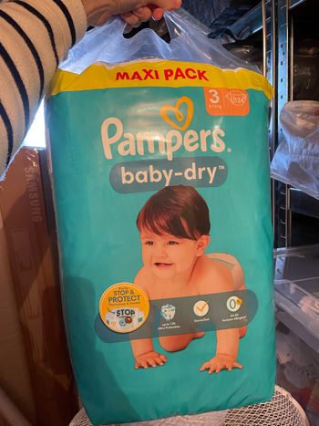 Maxi pack couches Pampers