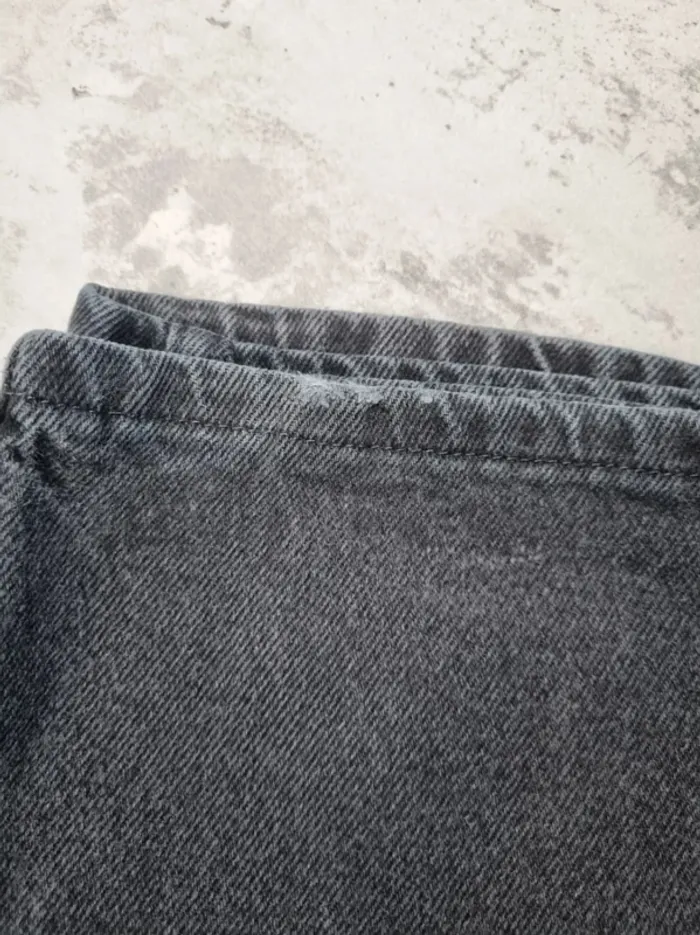 Jean Wrangler noir Taille 40x30 (mesures en photos) - photo numéro 5