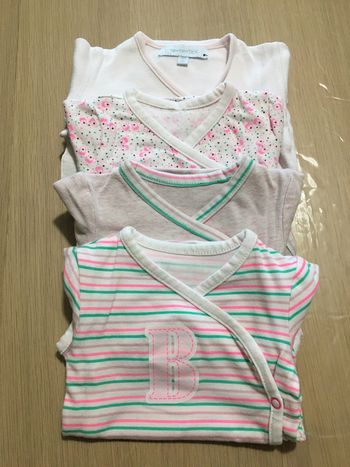 Lot 4 bodies manches longues