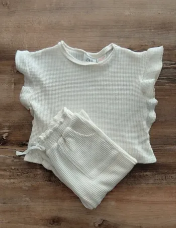 Ensemble Zara fille haut et pantalon