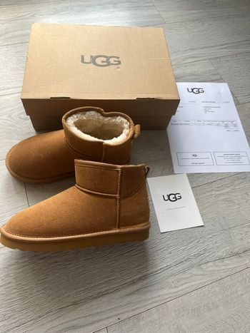 Ugg Classic Ultra Mini 