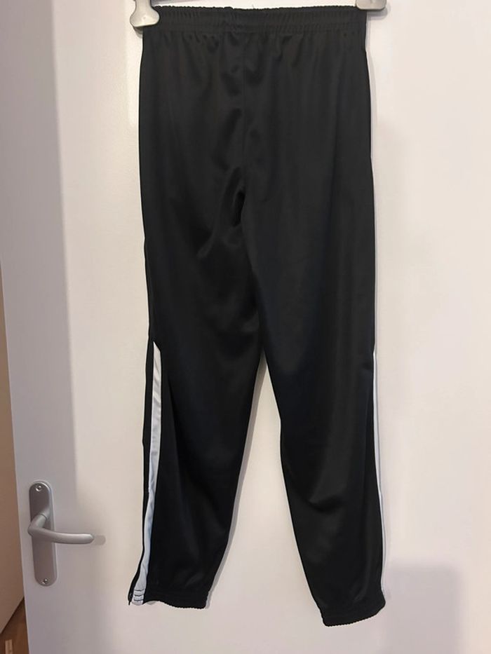Jogging umbro 12 ans - photo numéro 3