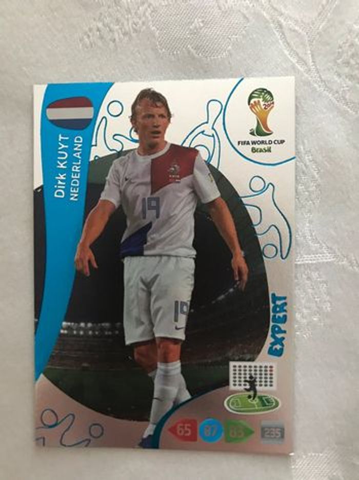 Cartes Panini Mondial football 2014 - photo numéro 10