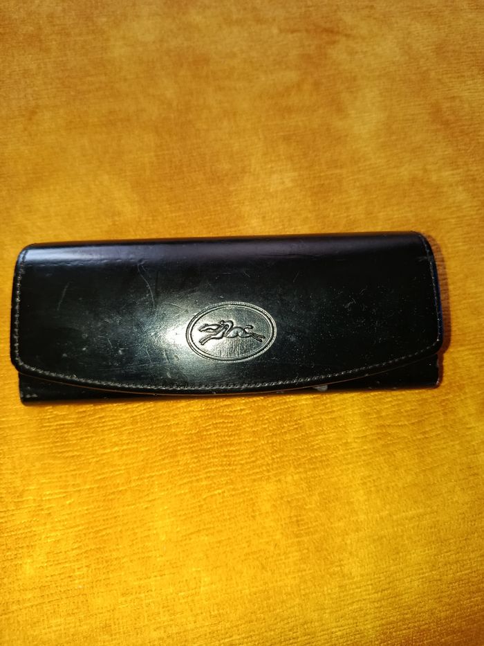 Étui lunettes Longchamp noir cuir vintage – Authentique, chic et pratique" - photo numéro 2