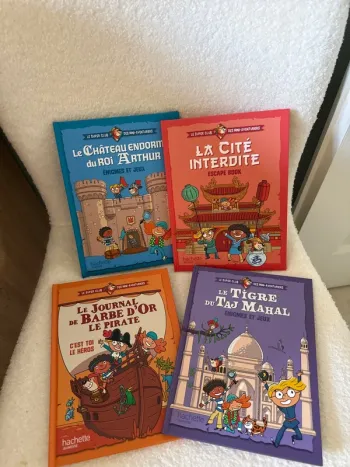 Lot de 4 livres Mac do neufs