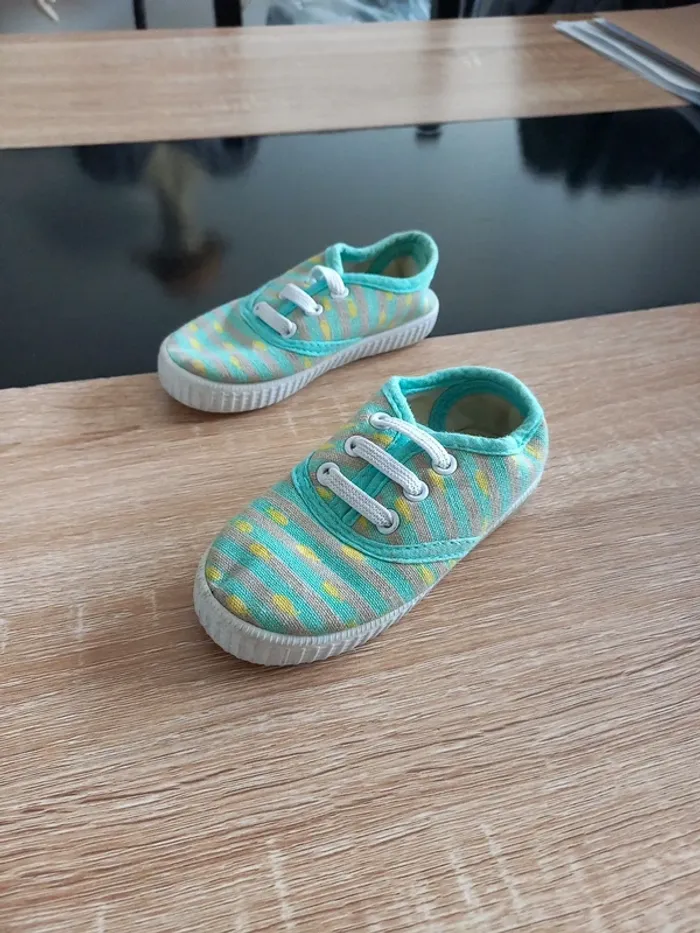 Chaussures fille 21 - photo numéro 4