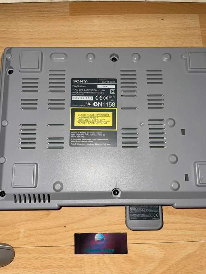 Console PS1 FAT scph-9002 - complète + Carte Mémoire + 5 Jeux PAL Sony - photo numéro 6