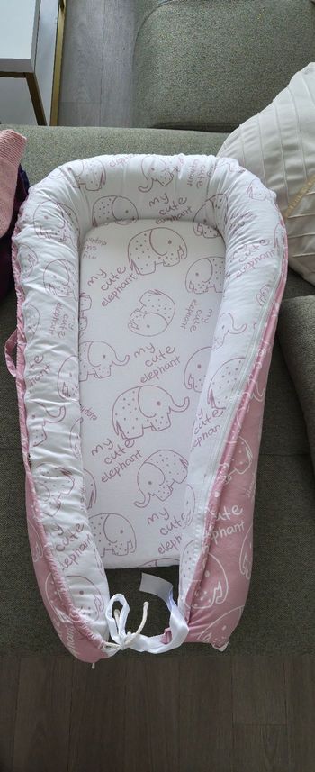 Réducteur de lit / Couffin 