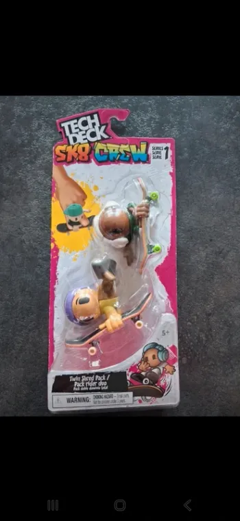 Tech Deck SK8 Crew – Pack figurines + skate (neuf)