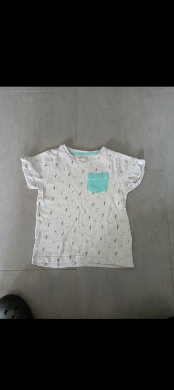 Tee shirt