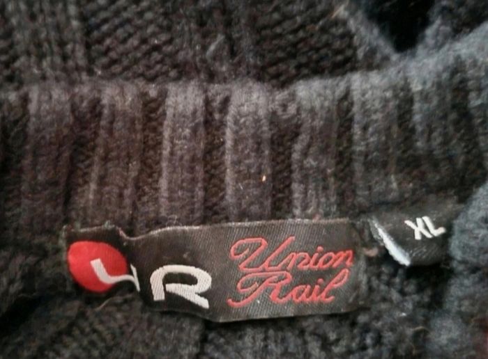 Pull noir avec zip au col taille XL - photo numéro 5