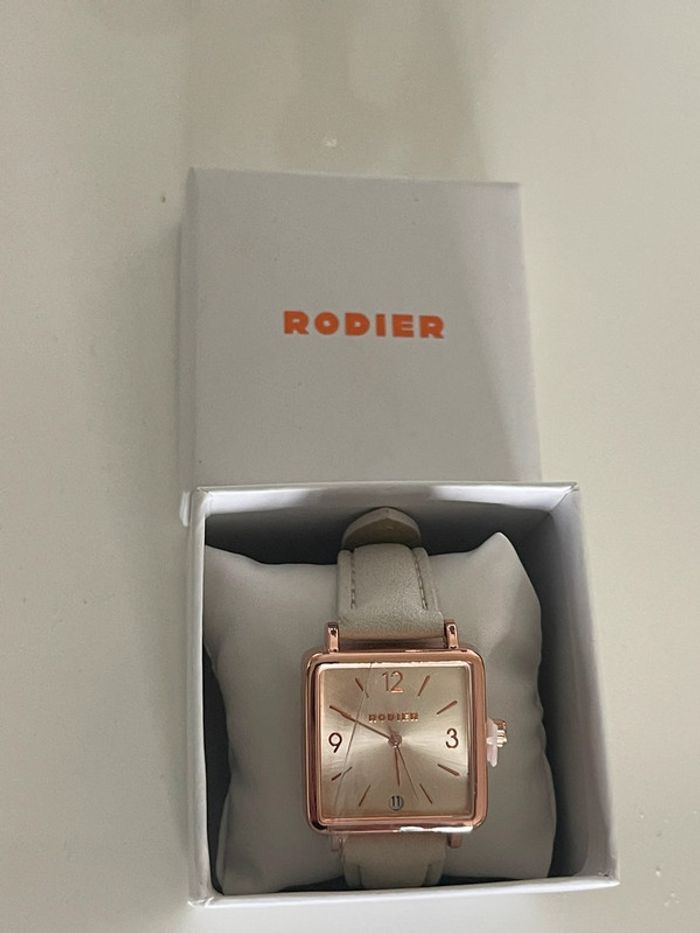 Montre - photo numéro 2