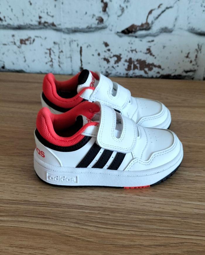 Baskets à scratch adidas blanche 23 - photo numéro 4