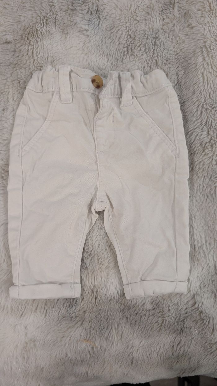 Pantalon Kiabi taille 1 mois