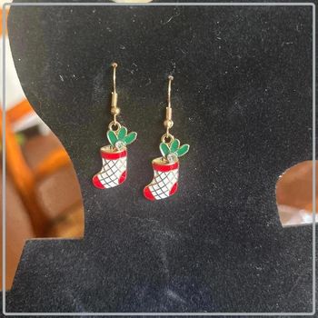 Boucle  d'oreille  de  noel