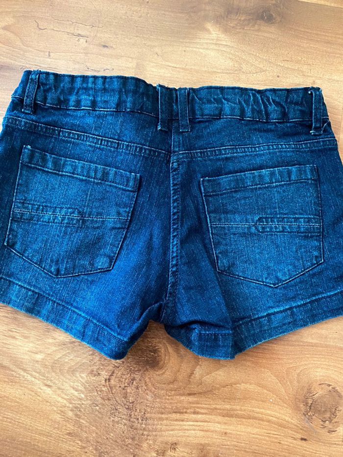 Joli short en jean neuf - photo numéro 3