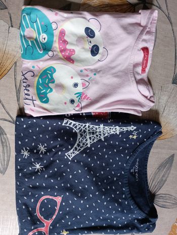Lot de deux t-shirts à manche 10 ans