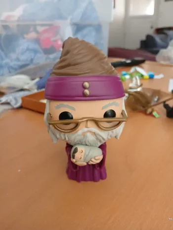 Pop albus dumbledore bébé harry